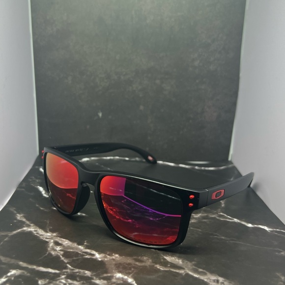 Oakley Sunglasses with Black Frames and Red Lenses - Picture 1 of 5